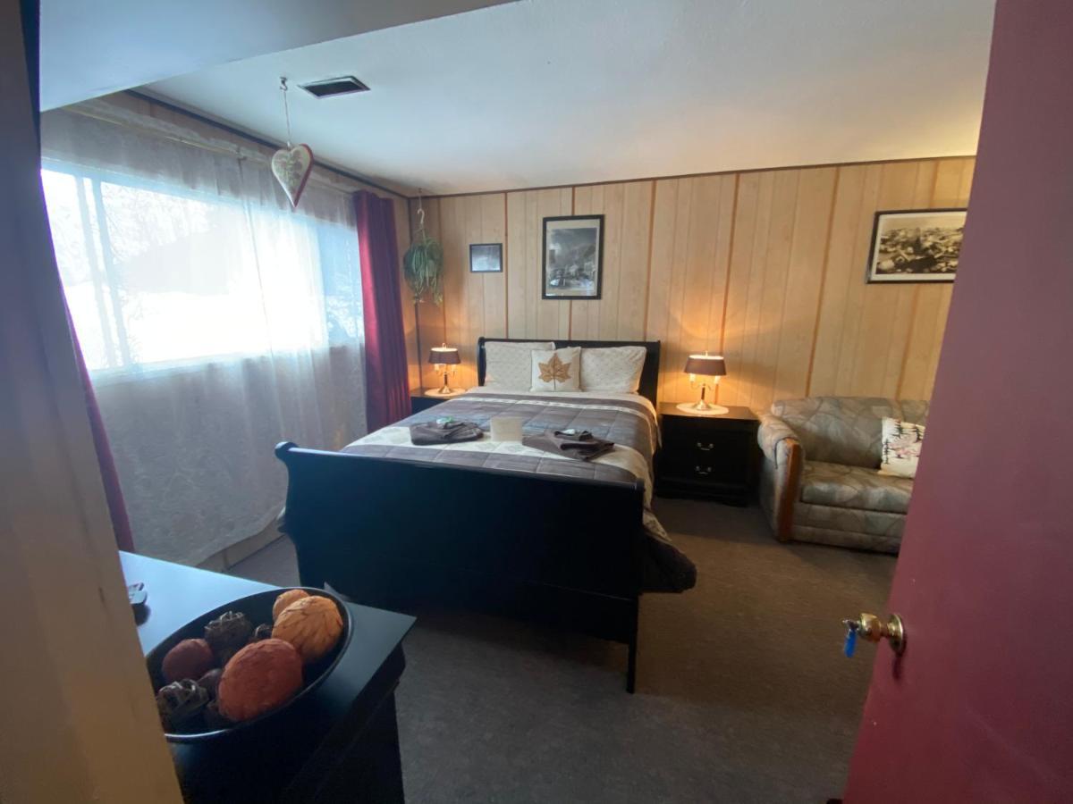 Guesthouse Austria Stewart ภายนอก รูปภาพ